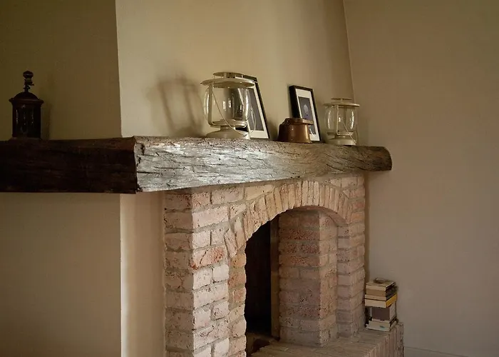 Cascina San Giorgio مزرعة للإقامة *