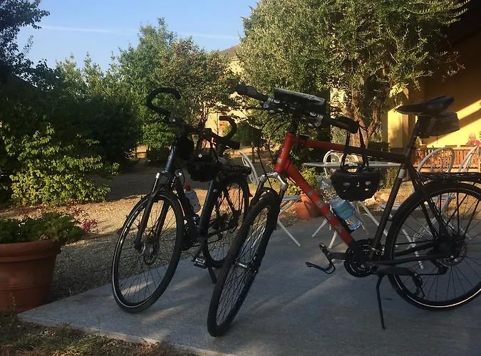 مزرعة للإقامة Cascina San Giorgio فالينزا