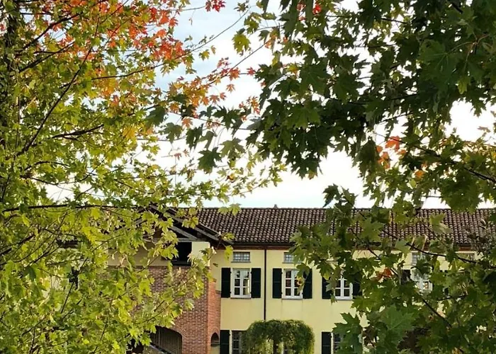 Cascina San Giorgio مزرعة للإقامة *