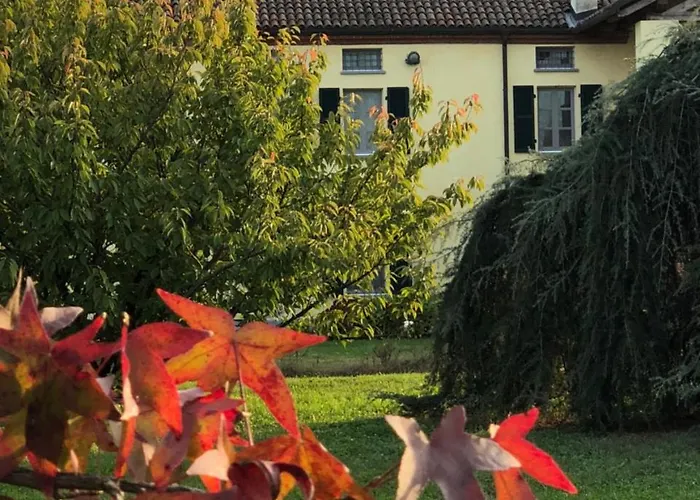 مزرعة للإقامة Cascina San Giorgio فالينزا